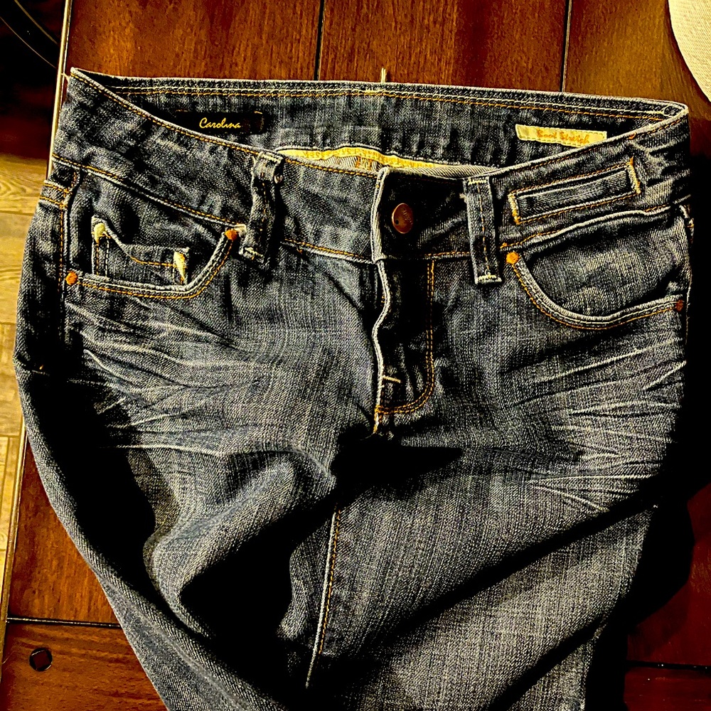 Only worn a few times, great condition just don’t currently fit.